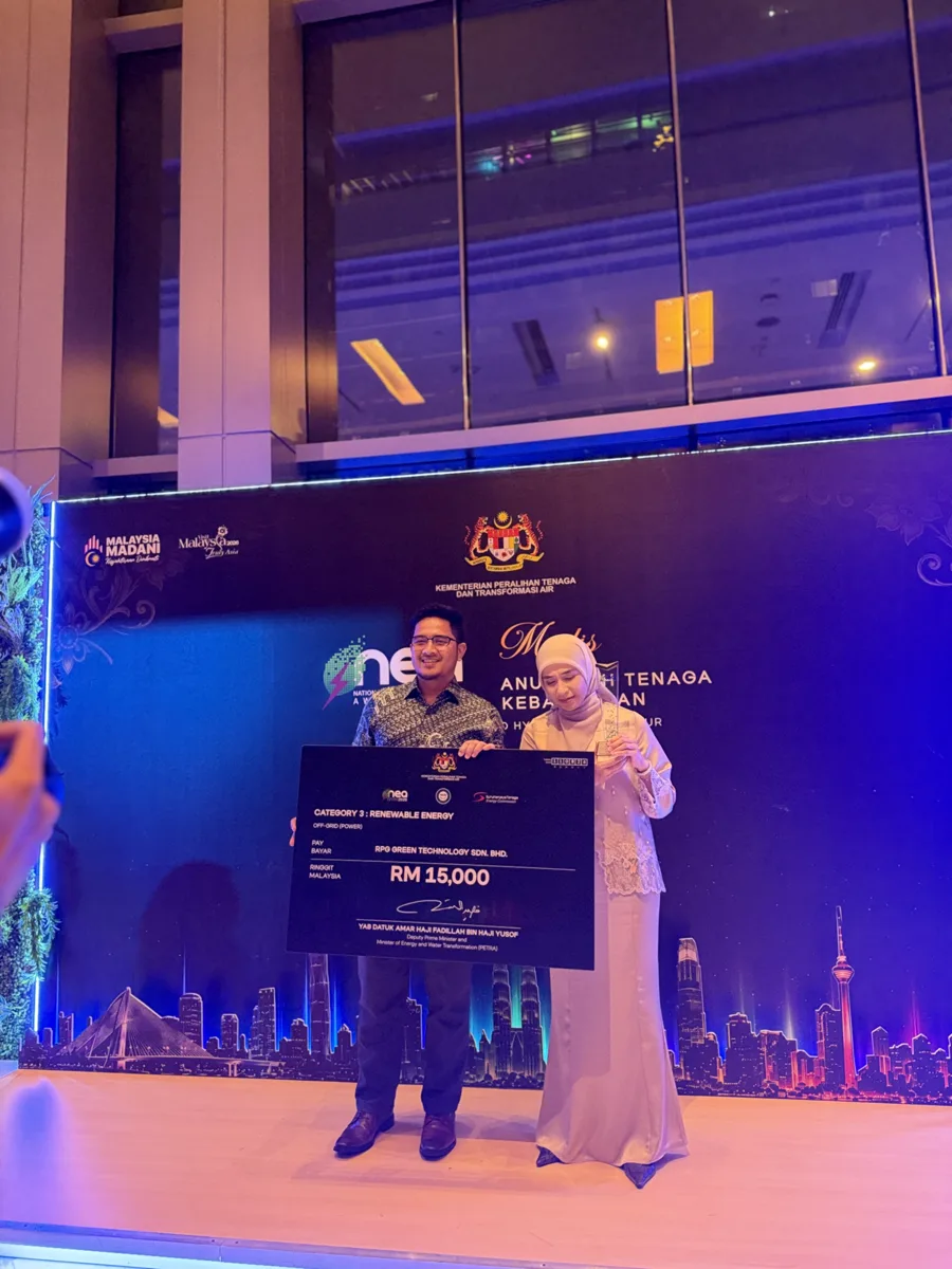 RPG Green Technology representatives on stage at the National Energy Awards 2026